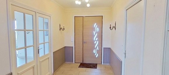 4 bedrooms House in Guiclan, France No. 275064 6