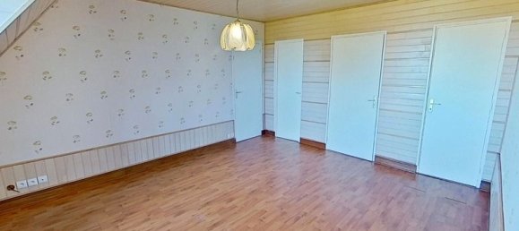 4 bedrooms House in Guiclan, France No. 275064 10