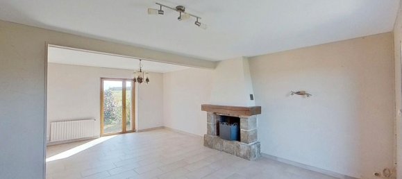 4 bedrooms House in Guiclan, France No. 275064 5