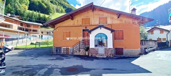 Дом с 7 комнатами в Вальбондионе, Италия № 75122 2