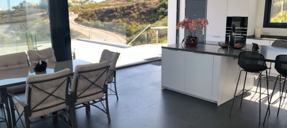 4 bedrooms Villa in Mijas, Spain No. 261139 9