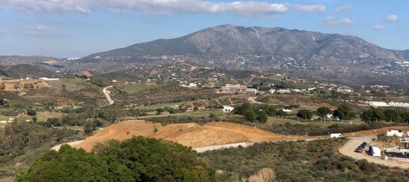 4 bedrooms Villa in Mijas, Spain No. 261139 4