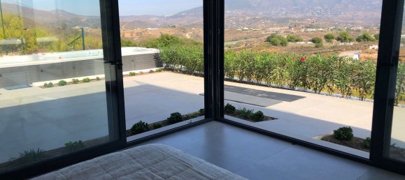 4 bedrooms Villa in Mijas, Spain No. 261139 7
