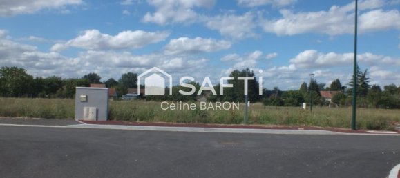 Terrain à Niherne, France 788m² No. 52700 2