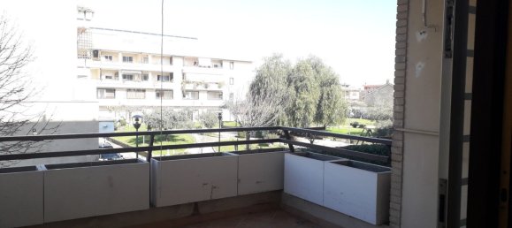 3 bedrooms Apartment in Rome, Italy No. 146837 3