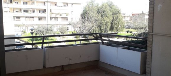 3 bedrooms Apartment in Rome, Italy No. 146837 10