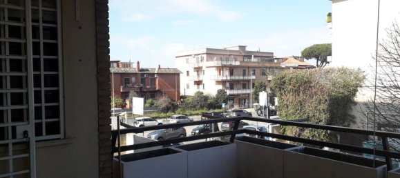 3 bedrooms Apartment in Rome, Italy No. 146837 4