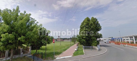 Земельный участок 768м² в Ривольта д’Адда, Италия № 153501 9