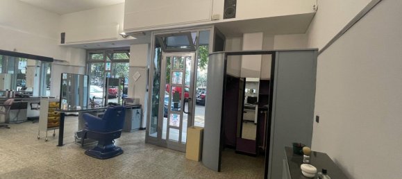 1-salle Propriété commerciale à Turin, Italy No. 62776 12