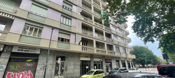 1-salle Propriété commerciale à Turin, Italy No. 62776 19