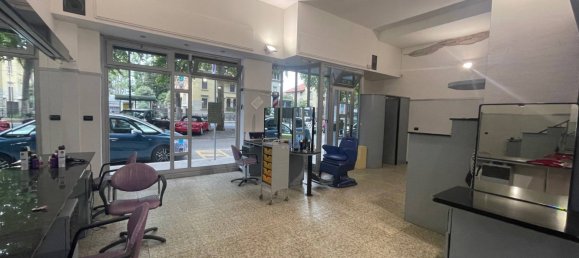 1-salle Propriété commerciale à Turin, Italy No. 62776 9