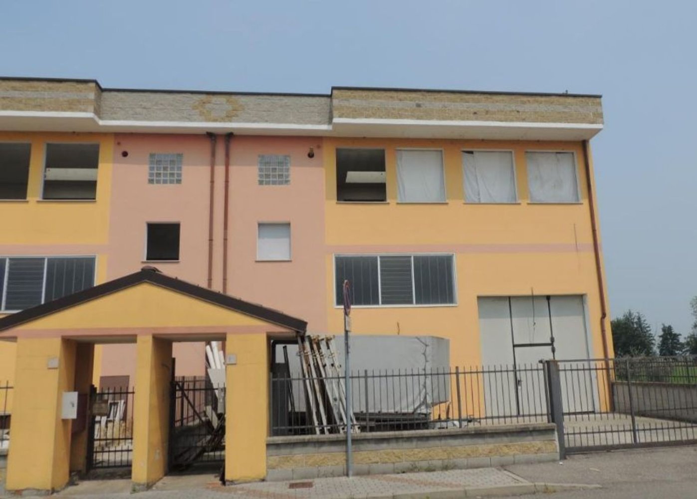 Lagerhaus in Villanterio, Italy 363m², Nr. 133584