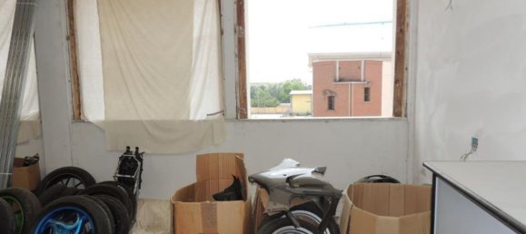 Lagerhaus in Villanterio, Italy 363m², Nr. 133584 9