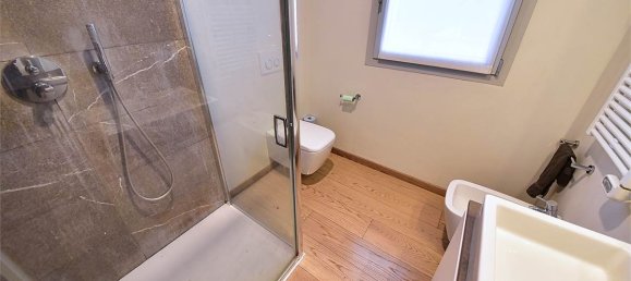 3 bedrooms Apartment in Capiago Intimiano, Italy No. 326700 26