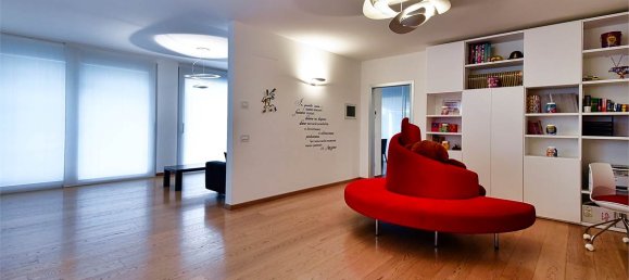 3 bedrooms Apartment in Capiago Intimiano, Italy No. 326700 15