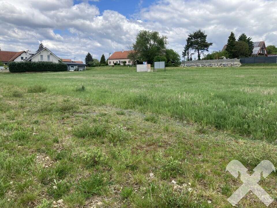  قطعة أرض في Bad Loipersdorf, Austria رقم 121467