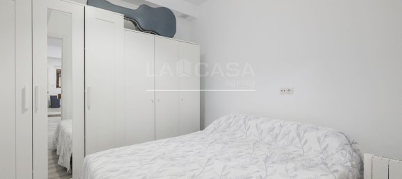 Apartamento de 4 dormitorios en Madrid, Spain No. 171569 24