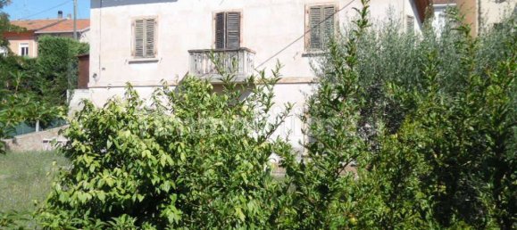 Villa de 6 dormitorios en Montelabbate, Italy No. 290276 3