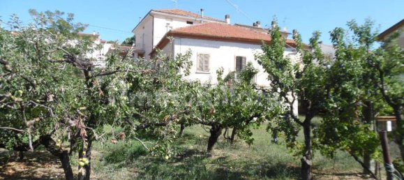 Villa de 6 dormitorios en Montelabbate, Italy No. 290276 4