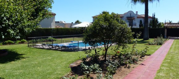 Villa de 5 dormitorios en Marbella, Spain No. 96111 53