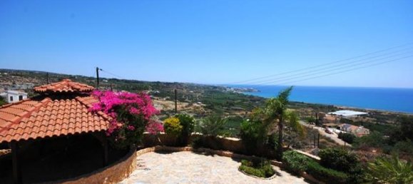 Вилла с 4 спальнями в Пафос, Кипр № 10536 2