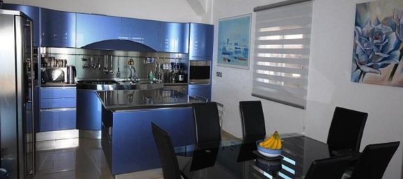 Вилла с 4 спальнями в Пафос, Кипр № 10536 8