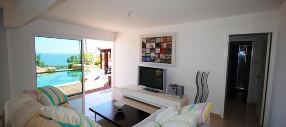 Вилла с 4 спальнями в Пафос, Кипр № 10536 4