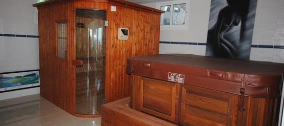 Вилла с 4 спальнями в Пафос, Кипр № 10536 6