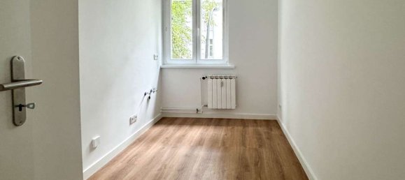 2 rooms Apartment in Neukolln, Germany No. 333177 3