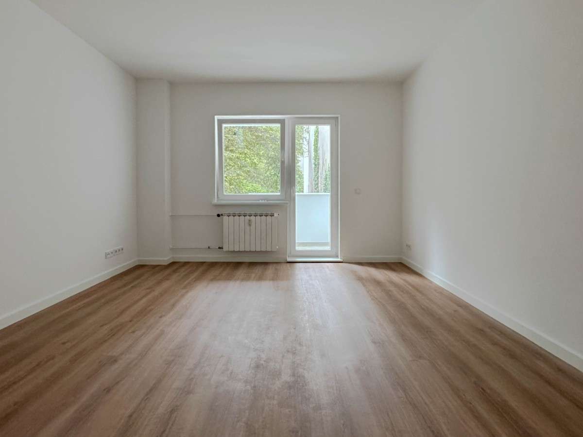 2 rooms Apartment in Neukolln, Germany No. 333177