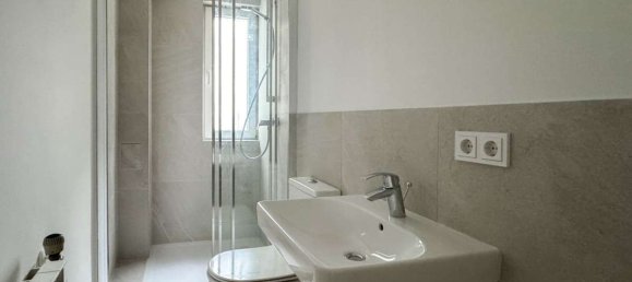 2 rooms Apartment in Neukolln, Germany No. 333177 5