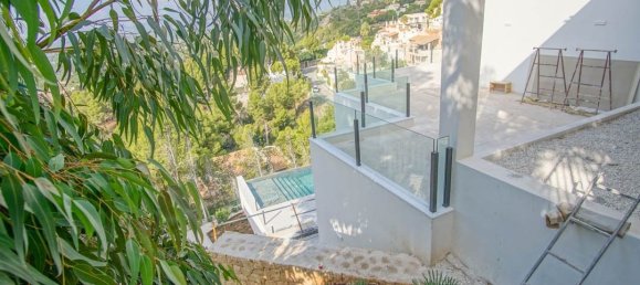 5 bedrooms Villa in Altea, Spain No. 12855 24