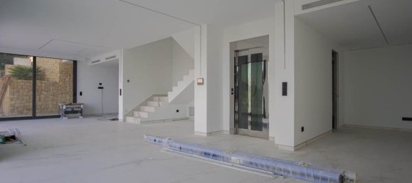 5 bedrooms Villa in Altea, Spain No. 12855 16