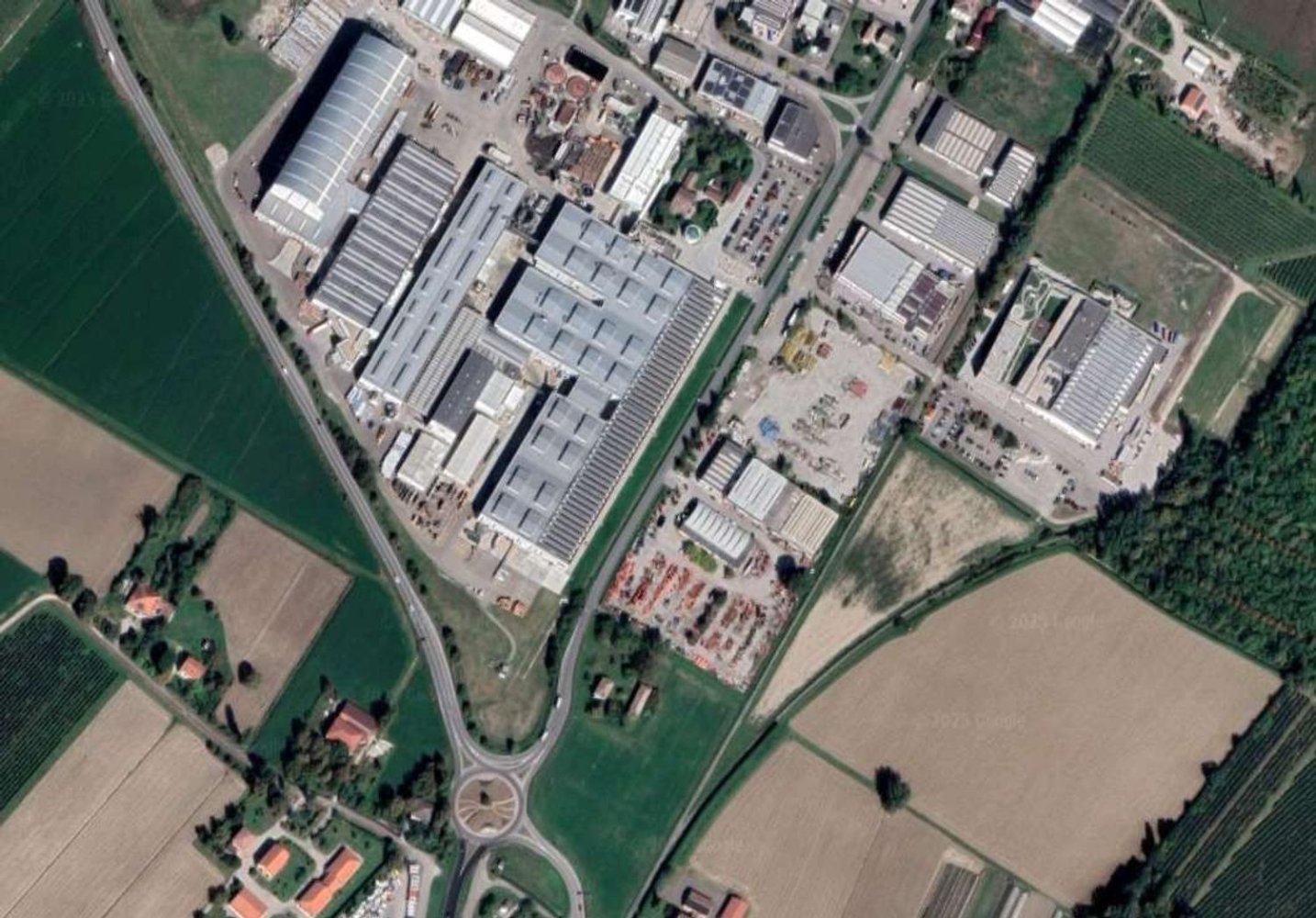 Entrepôt à Medolla, Italy 1140m² No. 306893