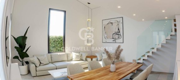 4 rooms Villa in Forte dei Marmi, Italy No. 104006 2