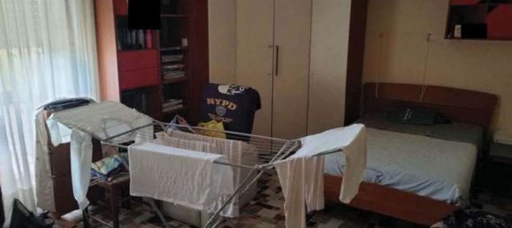 Apartamento de 4 habitaciónes en Cardano al Campo, Italy No. 5368 6