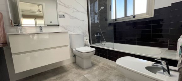 3 bedrooms House in Castellon, Spain No. 155175 30