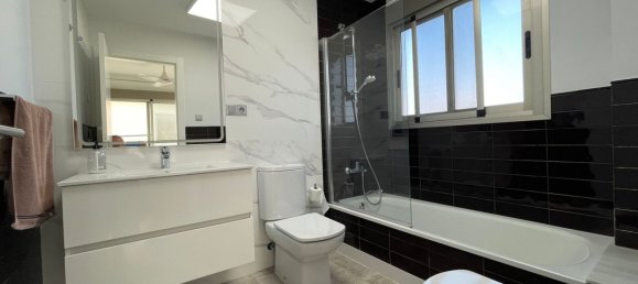 3 bedrooms House in Castellon, Spain No. 155175 15