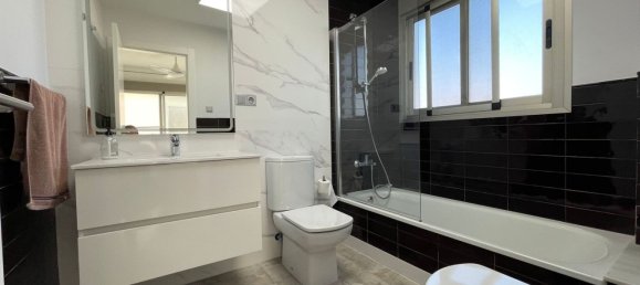 3 bedrooms House in Castellon, Spain No. 155175 16