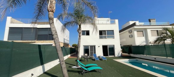 3 bedrooms House in Castellon, Spain No. 155175 8