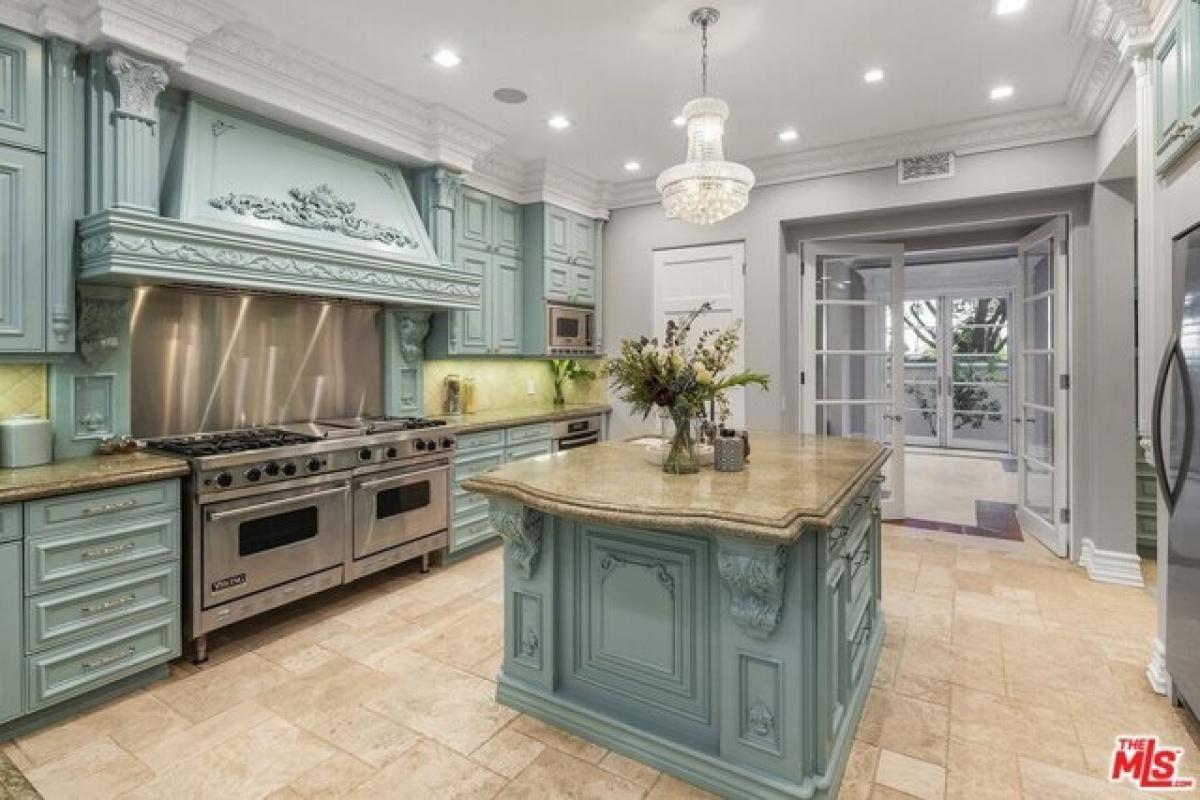 9 bedrooms House in Beverly Hills, USA No. 396335