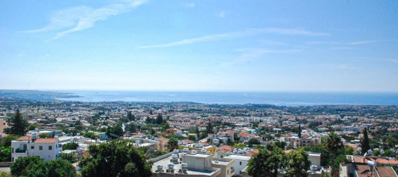 6 bedrooms Villa in Paphos, Cyprus No. 13346 4