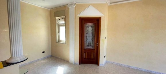Apartamento de 4 habitaciónes en Syracuse, Italy No. 242070 3
