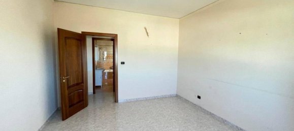 Apartamento de 4 habitaciónes en Syracuse, Italy No. 242070 13