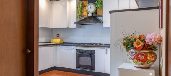 3 bedrooms Apartment in Recanati, Italy No. 115943 2