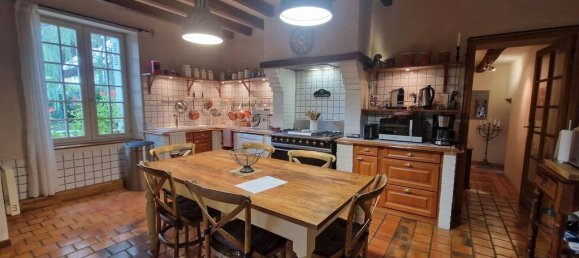 6 bedrooms House in Courcelles-de-Touraine, France No. 254984 3