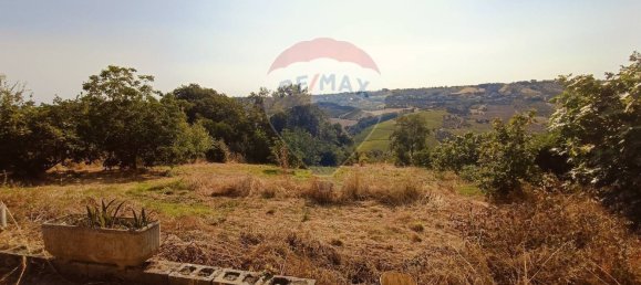 Дом с 5 комнатами в Кастель Френтано, Италия № 273085 35