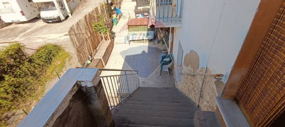 Дом с 5 комнатами в Кастель Френтано, Италия № 273085 8