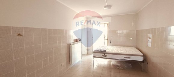 Дом с 5 комнатами в Кастель Френтано, Италия № 273085 11