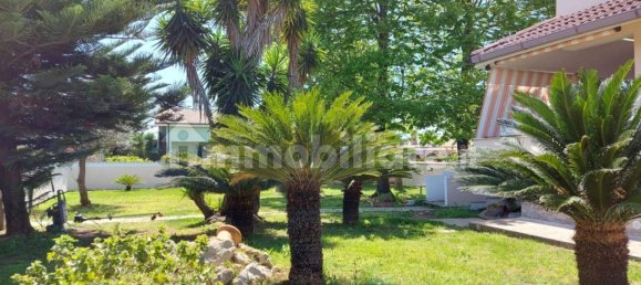 3 Schlafzimmer Villa in Nettuno, Italy, Nr. 68039 4